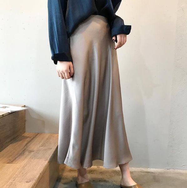 spring women skirt simmer high waist satin metallic color long shiny silk imitation midi, Black
spring women skirt simmer high waist satin metallic color long shiny silk imitation midi, Black