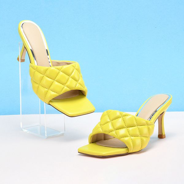 luxury slippers square head diamond face high thin heel sandal 2021 summer korean candy color slippers square women's sho, Black
luxury slippers square head diamond face high thin heel sandal 2021 summer korean candy color slippers square women's sho, Black