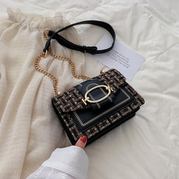fashion flap shoulder bag women metal hasp zipper cotton plaid decoration elegant casual trend conspicuous sac cross body
fashion flap shoulder bag women metal hasp zipper cotton plaid decoration elegant casual trend conspicuous sac cross body
