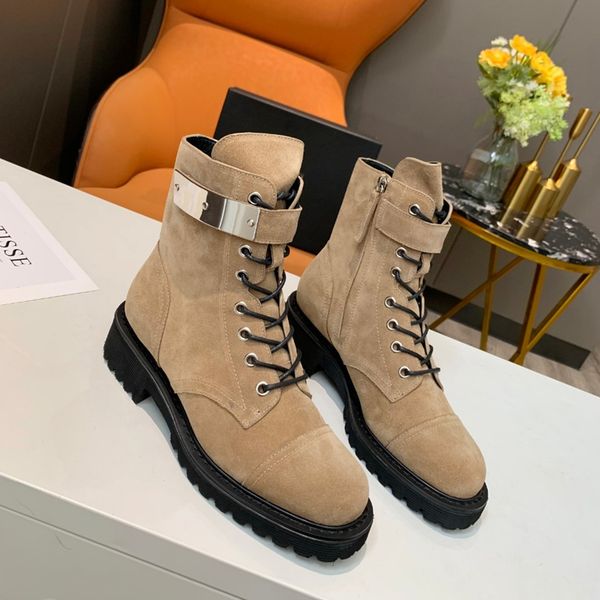 designer women casual shoes luxury woman lace-up boot fashion metal riding martin boots classical 100% leather black pure color platform sho
designer women casual shoes luxury woman lace-up boot fashion metal riding martin boots classical 100% leather black pure color platform sho