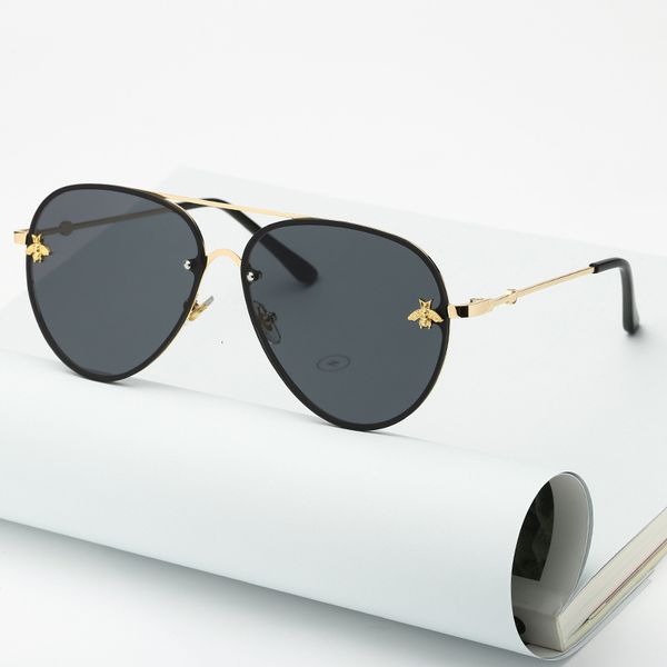 sunglasses brand design 2021 fashion women small bee colourful rivet glasses female male outdoor traveling eyeglasses uv400, White;black
sunglasses brand design 2021 fashion women small bee colourful rivet glasses female male outdoor traveling eyeglasses uv400, White;black