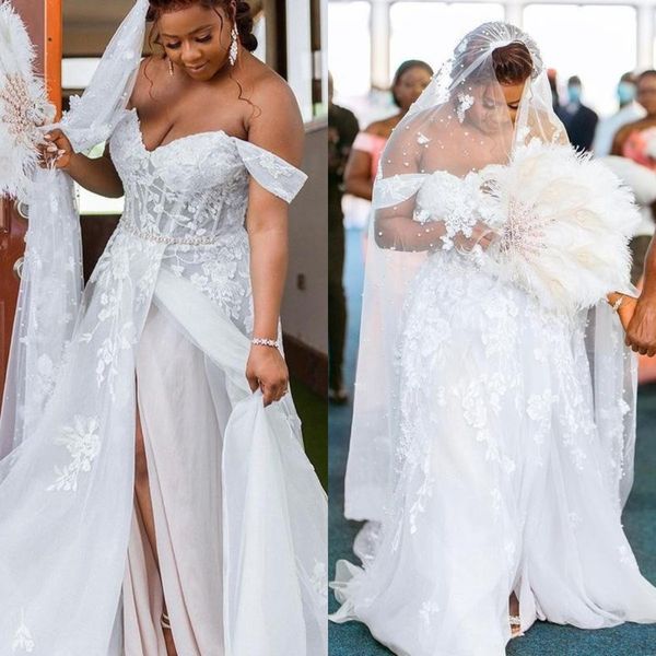 beach lace wedding dresses plus size off the shoulder lace appliques front split beads bridal gowns robes de mariée, White
beach lace wedding dresses plus size off the shoulder lace appliques front split beads bridal gowns robes de mariée, White