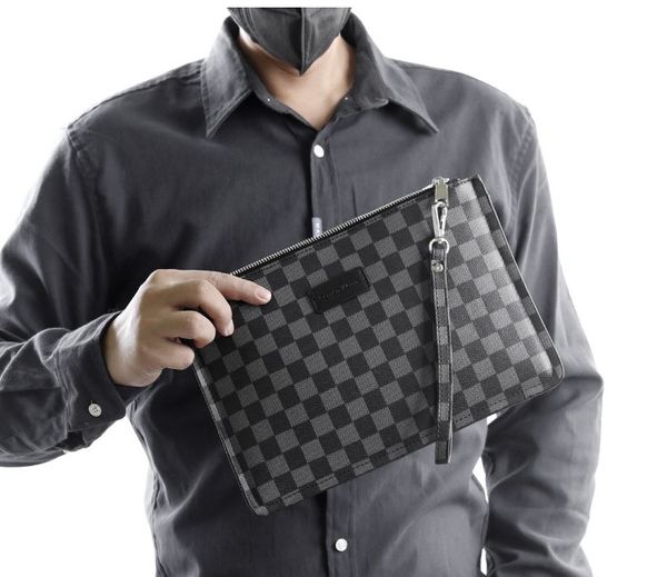 luxurys clutch bags toiletry pouch handbags purses men women leather handbag shoulder bag wallets card holder chain key pouchs
luxurys clutch bags toiletry pouch handbags purses men women leather handbag shoulder bag wallets card holder chain key pouchs