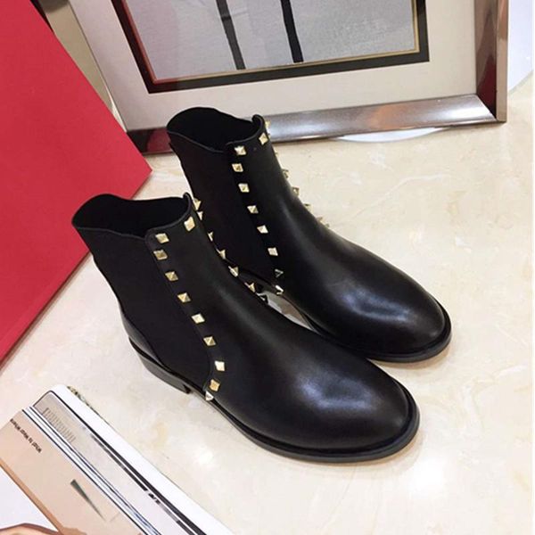 boots female motorcycle ankle solid color black leisure rivets round toe low heel flannel winter slip-on british style flat shoe
boots female motorcycle ankle solid color black leisure rivets round toe low heel flannel winter slip-on british style flat shoe