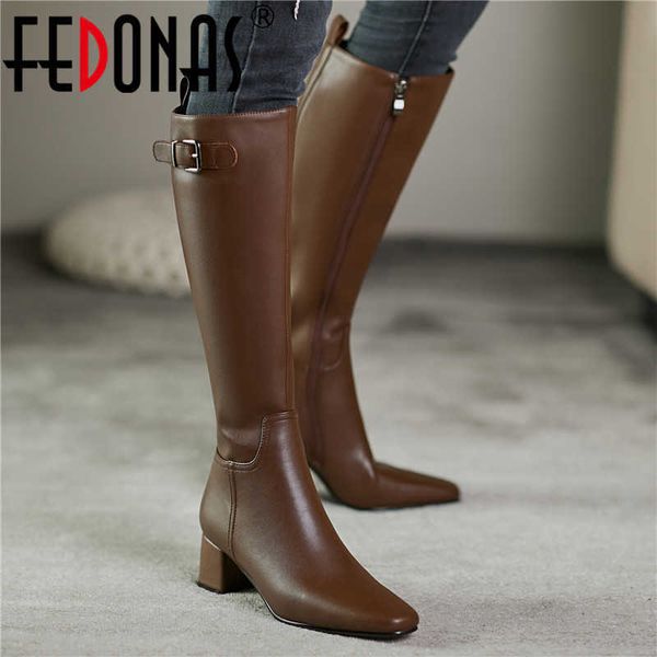 winter shoes women side zipper buckle straps high heels boots for girls genuine leather wedding knee 210528, Black
winter shoes women side zipper buckle straps high heels boots for girls genuine leather wedding knee 210528, Black