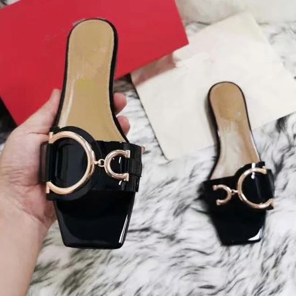 slippers women 2021 summer outdoor beach fashion mental buckle sandals luxury designer brand casual shoes plus size 43, Black
slippers women 2021 summer outdoor beach fashion mental buckle sandals luxury designer brand casual shoes plus size 43, Black