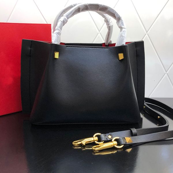 women composite bag calfskin large shopping bag ladies retro casual tote handbag with v
women composite bag calfskin large shopping bag ladies retro casual tote handbag with v