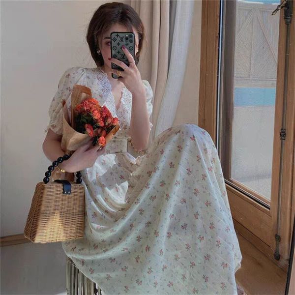 women's summer white dress sundress elegant puff sleeve v-neck lace floral chiffon dresses vintage ladies a-line 210514, Black;gray
women's summer white dress sundress elegant puff sleeve v-neck lace floral chiffon dresses vintage ladies a-line 210514, Black;gray