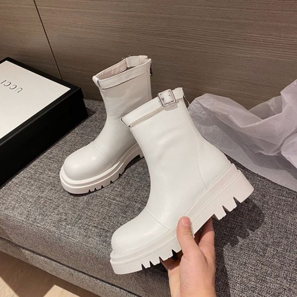 plus size 33-43 womans ankle boots real leather thick bottom winter shoes for women fashion cool daily short boots, Black
plus size 33-43 womans ankle boots real leather thick bottom winter shoes for women fashion cool daily short boots, Black