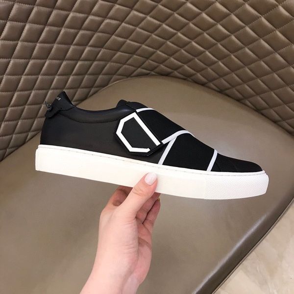 valentin 20ss brand men designer sneakers trainers shoes shoes for men runners flats genuine leather brand racer luxury shoes, Black
valentin 20ss brand men designer sneakers trainers shoes shoes for men runners flats genuine leather brand racer luxury shoes, Black