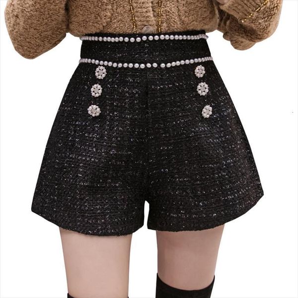 autumn winter tweed black women shorts korean fashion pearls beading high waist wide leg mujer double breasted, White;black
autumn winter tweed black women shorts korean fashion pearls beading high waist wide leg mujer double breasted, White;black