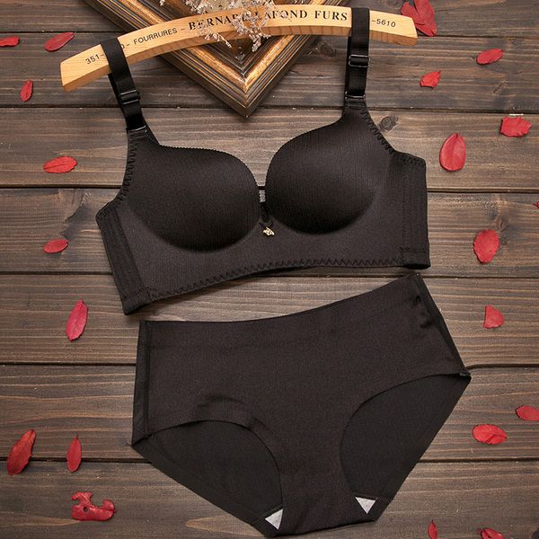 bra set loliday adjustable traceless underwear winddrawing massage diamond no steel ring gathered suit, Red;black
bra set loliday adjustable traceless underwear winddrawing massage diamond no steel ring gathered suit, Red;black