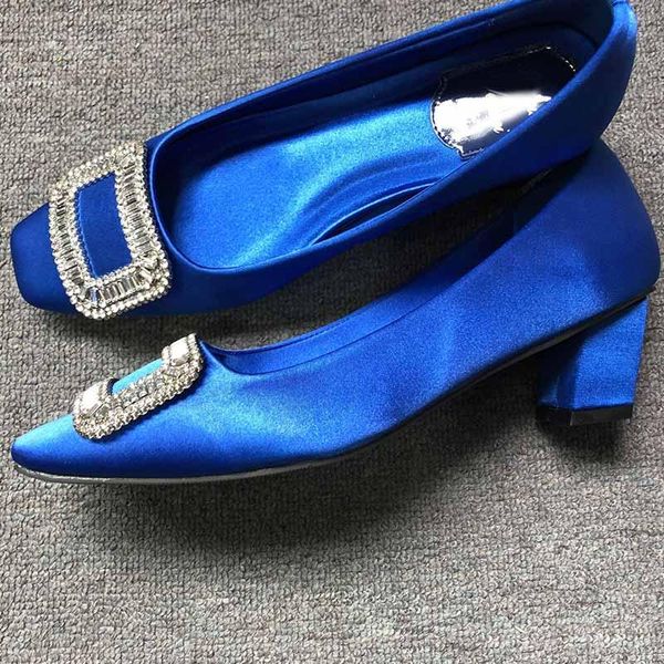 brand design luxury crystal high heels star model pumps women shoes square toe ladies wedding dress, Black
brand design luxury crystal high heels star model pumps women shoes square toe ladies wedding dress, Black