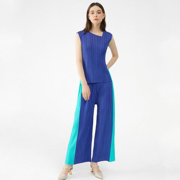women's two piece pants pant suits for women plus size 45-75kg 2021 summer irregular v-neck tank + color contrast straight trousers set, White
women's two piece pants pant suits for women plus size 45-75kg 2021 summer irregular v-neck tank + color contrast straight trousers set, White