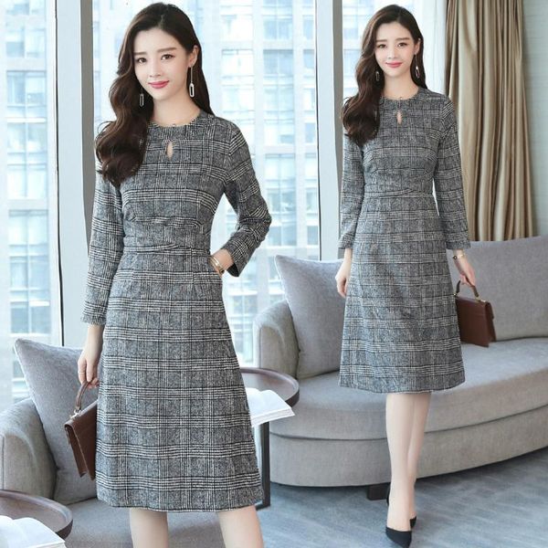 casual dresses 2021 vintage plaid hairy midi autumn winter 2xl plus size solid long sleeve dress elegant women bodycon party vestidos, Black;gray
casual dresses 2021 vintage plaid hairy midi autumn winter 2xl plus size solid long sleeve dress elegant women bodycon party vestidos, Black;gray