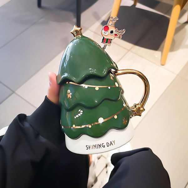 2021european ceramic christmas tree design coffee mug with lid and spoon porcelain couple milk cute office tea cup drinkware mugs
2021european ceramic christmas tree design coffee mug with lid and spoon porcelain couple milk cute office tea cup drinkware mugs