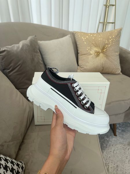 round toe shape boot 2021 luxury designer sneakers white polyfaille lace-up lightweight rubber tread sole fashion classic leather italy craf, Black
round toe shape boot 2021 luxury designer sneakers white polyfaille lace-up lightweight rubber tread sole fashion classic leather italy craf, Black