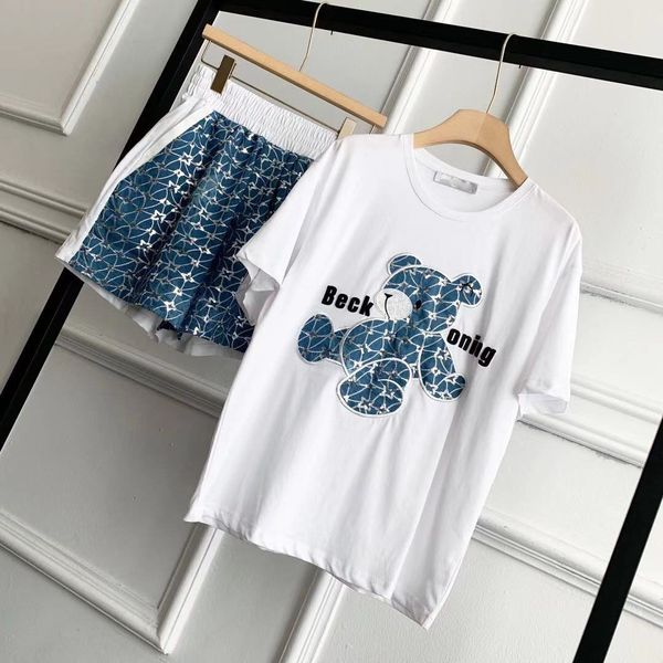 shirt 2021 summer rend d family loose embroidered beaded bear short sleeve shorts ins heavy industry set, White
shirt 2021 summer rend d family loose embroidered beaded bear short sleeve shorts ins heavy industry set, White
