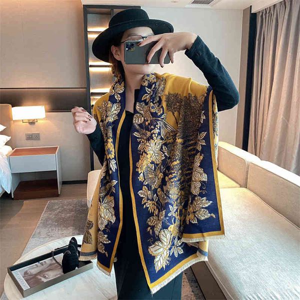 shawl scarf imitation cashmere women's winter 2021 plant flowers warm thickened middle-aged and elderly bib versatile, Blue;gray
shawl scarf imitation cashmere women's winter 2021 plant flowers warm thickened middle-aged and elderly bib versatile, Blue;gray
