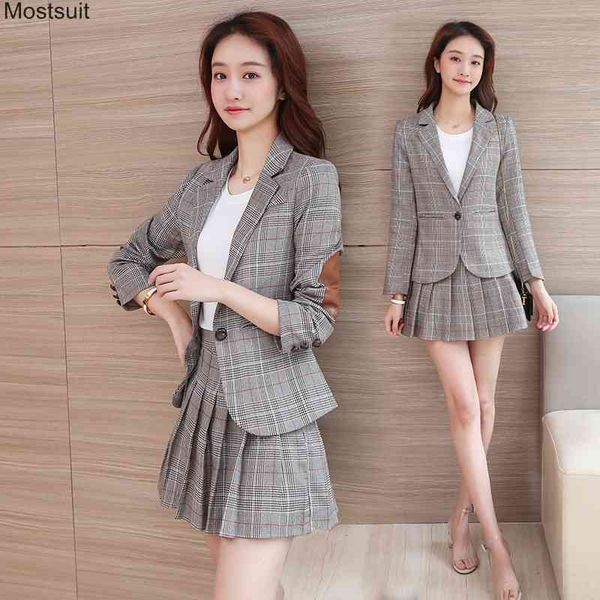 spring autumn elegant skirt suit for women office set long sleeve single button blazer & pleated mini s sets 210514, White
spring autumn elegant skirt suit for women office set long sleeve single button blazer & pleated mini s sets 210514, White