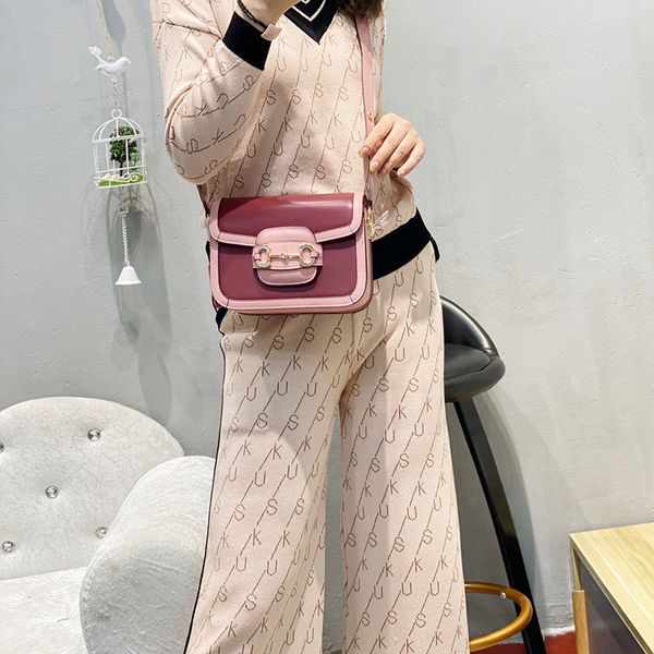 luxury design gorani small bag new fashion women's bag messenger versatile simple single shoulder saddle purses
luxury design gorani small bag new fashion women's bag messenger versatile simple single shoulder saddle purses