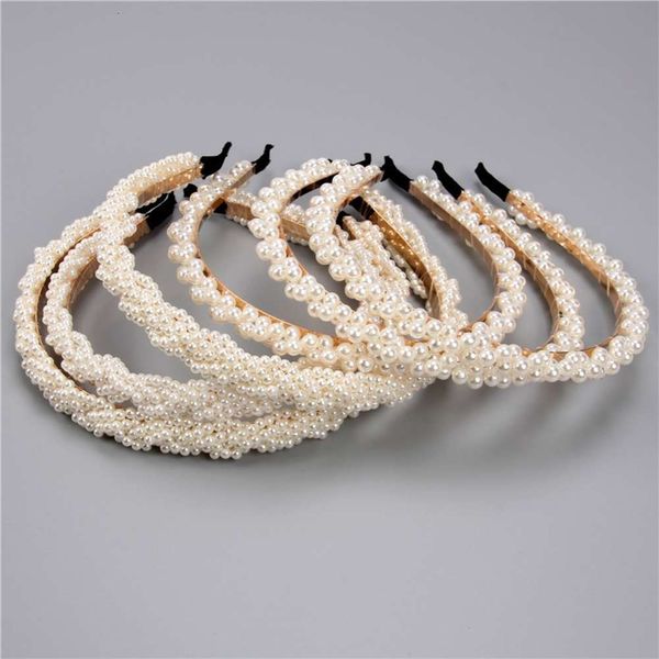 fashion braided pearl hairband girl's wind pressure hair handmade beaded twist anti slip button wide headband, Silver
fashion braided pearl hairband girl's wind pressure hair handmade beaded twist anti slip button wide headband, Silver