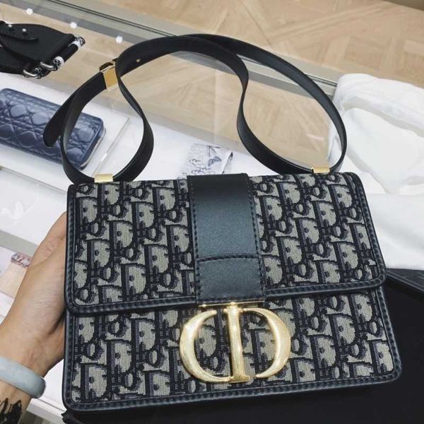 women luxurys designers bags 2021 designer handbags multi pochette crossbody bag zhouzhoubao123 louisbags_18 hanghhangbag flower old montaig
women luxurys designers bags 2021 designer handbags multi pochette crossbody bag zhouzhoubao123 louisbags_18 hanghhangbag flower old montaig