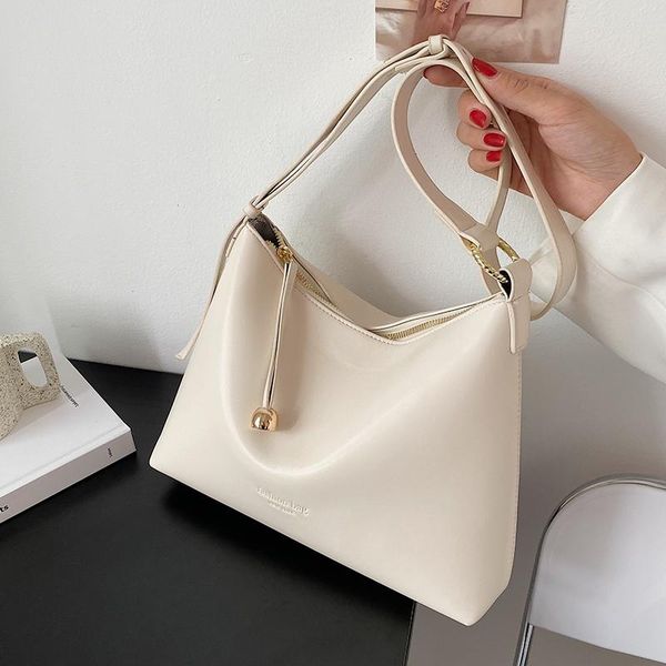 cross body niche design bag female wild 2021 high-end crossbody simple bucket dual-use shoulder width: 27cm
cross body niche design bag female wild 2021 high-end crossbody simple bucket dual-use shoulder width: 27cm