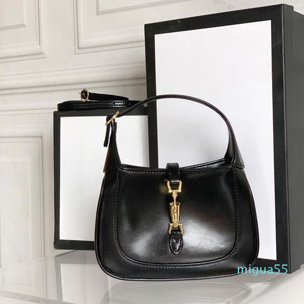 autumn winter genuine leather classic baguette bag one shoulder portable underarm bag women's fashion crossbody
autumn winter genuine leather classic baguette bag one shoulder portable underarm bag women's fashion crossbody