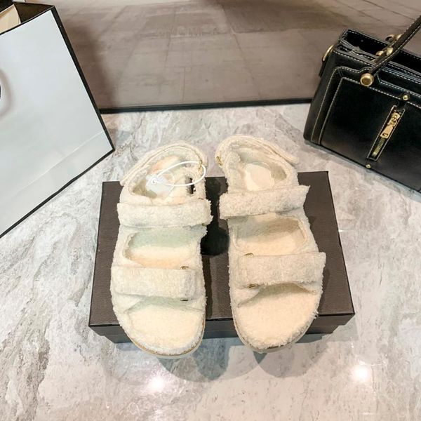 sandals 2021 fashion sweet fur for women designer brand round toe hook loop flat shoes lady party street, Black
sandals 2021 fashion sweet fur for women designer brand round toe hook loop flat shoes lady party street, Black