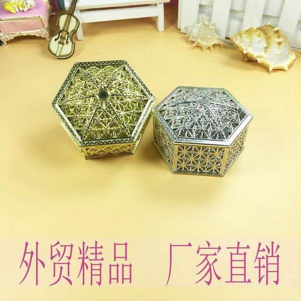 gift wrap creative gold and silver plastic candy box wedding vintage boxes chocolate treat party favor
gift wrap creative gold and silver plastic candy box wedding vintage boxes chocolate treat party favor