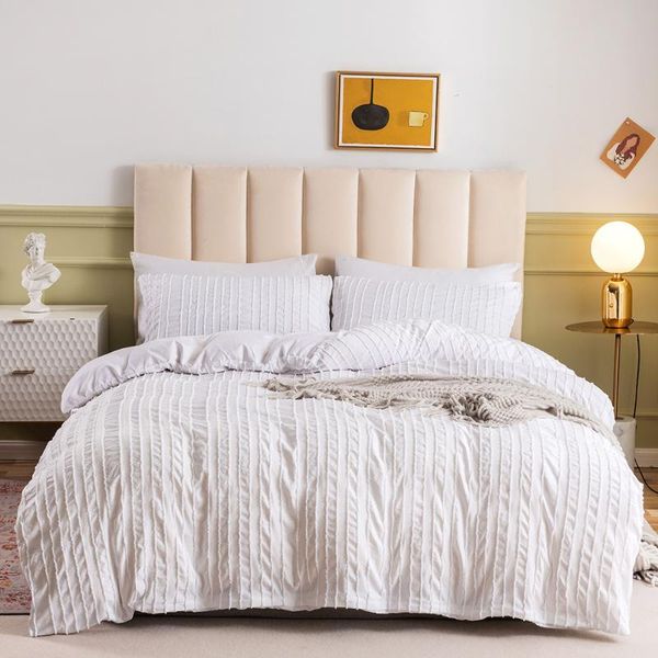 bedding sets 3 pieces embroidery stripe pattern jacquard set nordic cover for bed 150 soft washed microfiber duvet
bedding sets 3 pieces embroidery stripe pattern jacquard set nordic cover for bed 150 soft washed microfiber duvet
