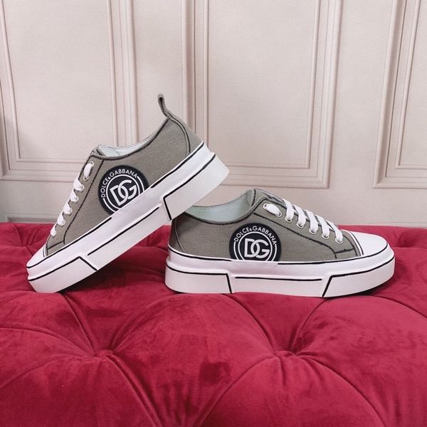 men women sneakers casual shoes leather embroidery stripes sports trainers fashion luxurys designers flats bottoms loafers, Black;red
men women sneakers casual shoes leather embroidery stripes sports trainers fashion luxurys designers flats bottoms loafers, Black;red