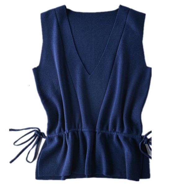 sweaters women 2021 spring autumn v-neck cashmere blend knit sleeveless waistcoat female lace-up style sweater vest, White;black
sweaters women 2021 spring autumn v-neck cashmere blend knit sleeveless waistcoat female lace-up style sweater vest, White;black