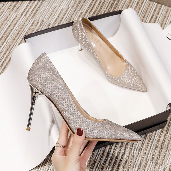 luxury dress shoes 2021 sequin pointed high women's thin heels banquet sier wedding sho large 4243, Black
luxury dress shoes 2021 sequin pointed high women's thin heels banquet sier wedding sho large 4243, Black