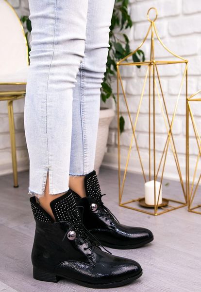 boots sultan perla patent pattern leather lace up black low heel comfort quality casual classic fancy bootie shoe for women 2021
boots sultan perla patent pattern leather lace up black low heel comfort quality casual classic fancy bootie shoe for women 2021