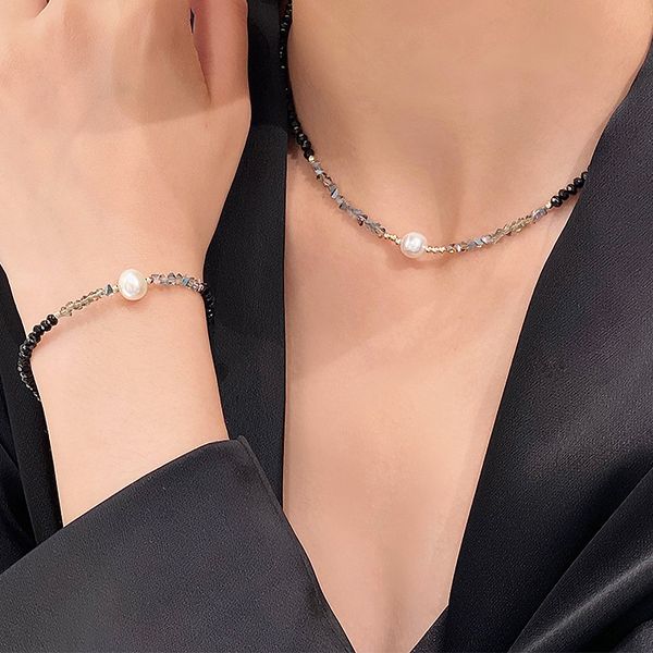 amulet pendants korea dongdmen net red perl blck crystl brcelet necklce set, sense of minority design, neckchin for women, Golden;silver
amulet pendants korea dongdmen net red perl blck crystl brcelet necklce set, sense of minority design, neckchin for women, Golden;silver