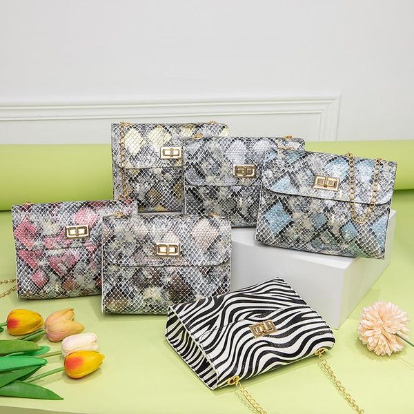 foreign fashion small bag female snake new trendy trade 2021 chain messenger square print shoulder handmade aotjh
foreign fashion small bag female snake new trendy trade 2021 chain messenger square print shoulder handmade aotjh