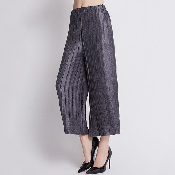 women's pants & capris plus size women miyake pleated boutique fashion solid color wide leg capri casual female mid-calf length, Black;white
women's pants & capris plus size women miyake pleated boutique fashion solid color wide leg capri casual female mid-calf length, Black;white
