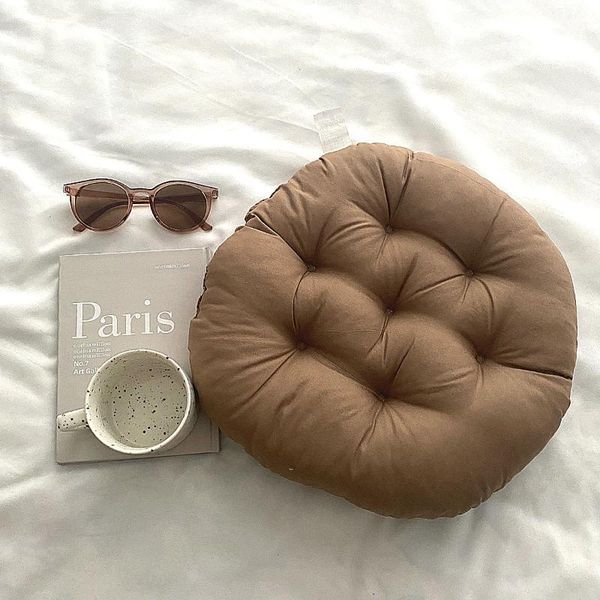 cushion/decorative pillow ins round cushion sofa computer chair office dormitory student waist solid color tatami mat
cushion/decorative pillow ins round cushion sofa computer chair office dormitory student waist solid color tatami mat