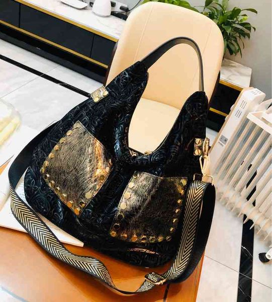 wallets fashion women's high-end atmosphere slant span large capacity shoulder chao1213-25, Red;black
wallets fashion women's high-end atmosphere slant span large capacity shoulder chao1213-25, Red;black