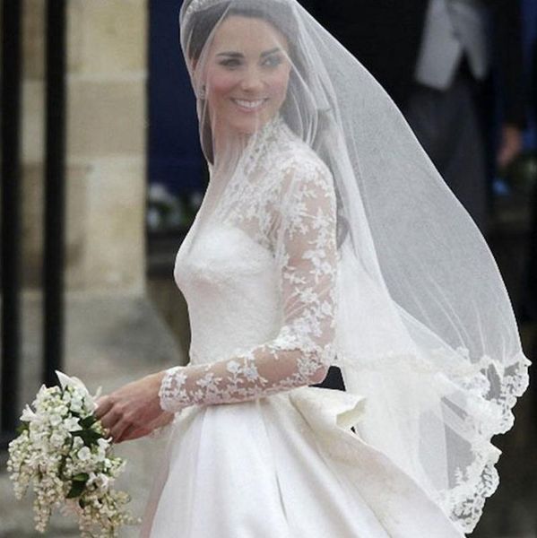 bridal veils shoulder short tulle wedding 1 layer lace appliques comb white ivory veil bride for marriage accessories, Black
bridal veils shoulder short tulle wedding 1 layer lace appliques comb white ivory veil bride for marriage accessories, Black