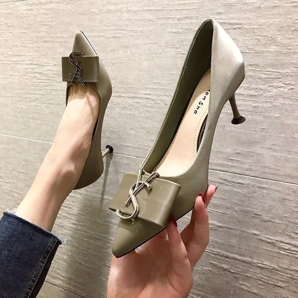 dress shoes women 2021 pointed toe stiletto designer pumps satin low heels casual fashion scarpin slip on thin runway, Black
dress shoes women 2021 pointed toe stiletto designer pumps satin low heels casual fashion scarpin slip on thin runway, Black