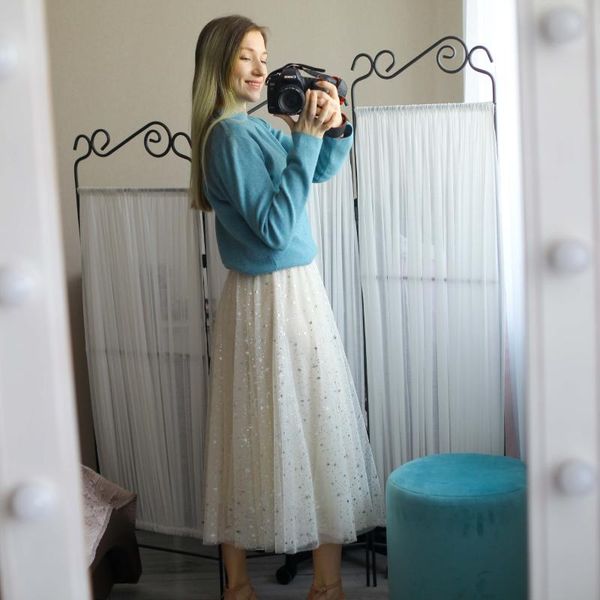 luxury women stars sequins skirts 2021 spring elastic waist blingbling 3 layered mesh tulle skirt long pink tutu, Black
luxury women stars sequins skirts 2021 spring elastic waist blingbling 3 layered mesh tulle skirt long pink tutu, Black