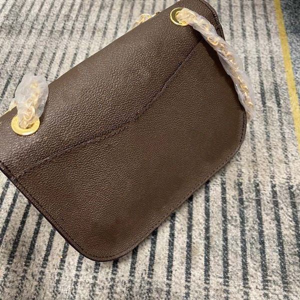 2021 fashion messenger bag single shoulder handbag luxury designer female wallet classic style
2021 fashion messenger bag single shoulder handbag luxury designer female wallet classic style