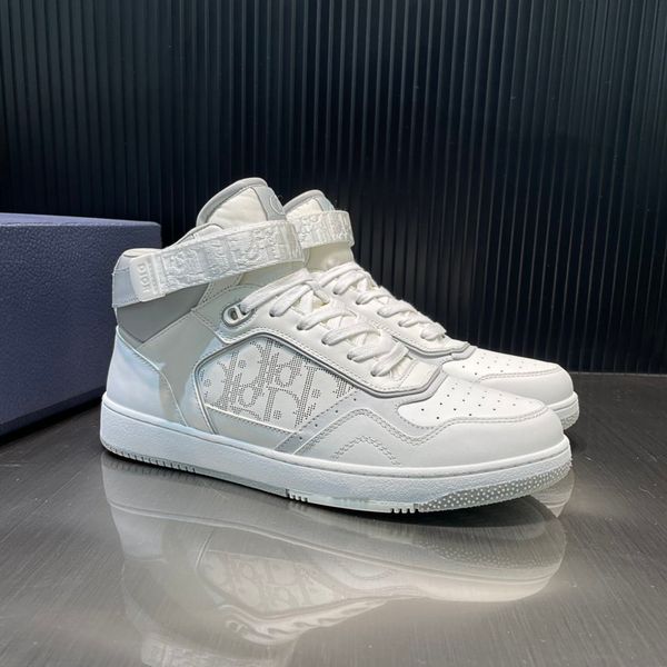 new arrival luxury designer shoes fashion trend shoes couple genuine leather lace up platform oversized sole sneakers white black casual sho
new arrival luxury designer shoes fashion trend shoes couple genuine leather lace up platform oversized sole sneakers white black casual sho