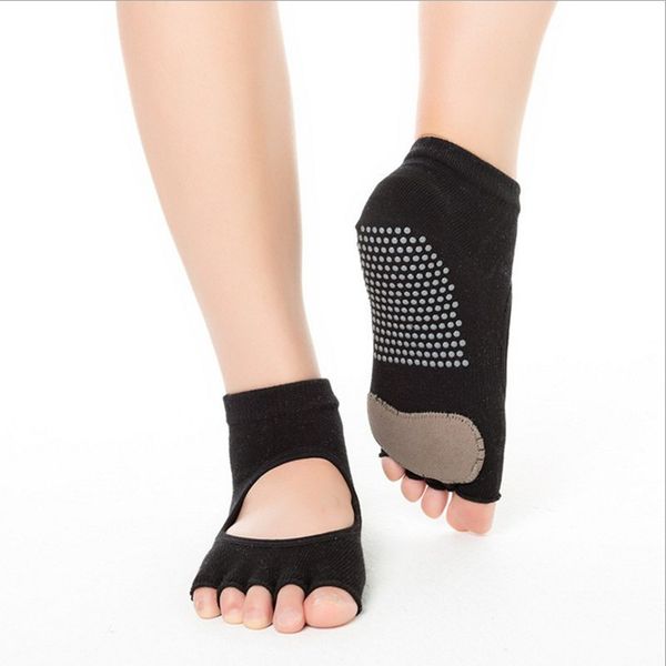 socks women's leather pad non slip five finger cotton sweat absorption and odor prevention sports open back yoga, Black;white
socks women's leather pad non slip five finger cotton sweat absorption and odor prevention sports open back yoga, Black;white