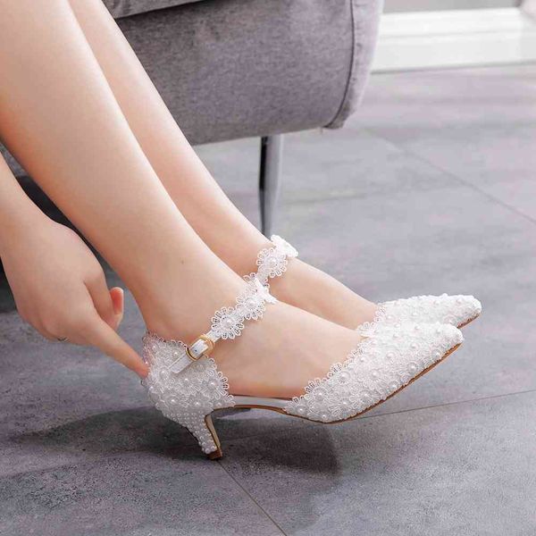 dress shoes women's high heels, crystal queen, white lace shoes, lace, princess, party, mary jane. rcu2, Black
dress shoes women's high heels, crystal queen, white lace shoes, lace, princess, party, mary jane. rcu2, Black