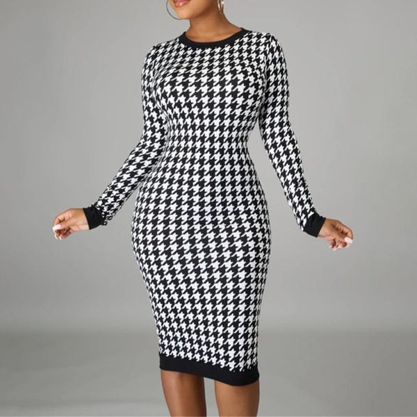 casual dresses 2021 print women long sleeve midi dress hollow out bodycon streetwear autumn winter club elegant slim vestidos, Black;gray
casual dresses 2021 print women long sleeve midi dress hollow out bodycon streetwear autumn winter club elegant slim vestidos, Black;gray