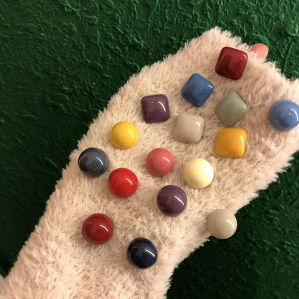 hoop & huggie cute colorful resina charms stud earrings square round for women beautiful simple geometric resin fashion jewelry, Golden;silver
hoop & huggie cute colorful resina charms stud earrings square round for women beautiful simple geometric resin fashion jewelry, Golden;silver